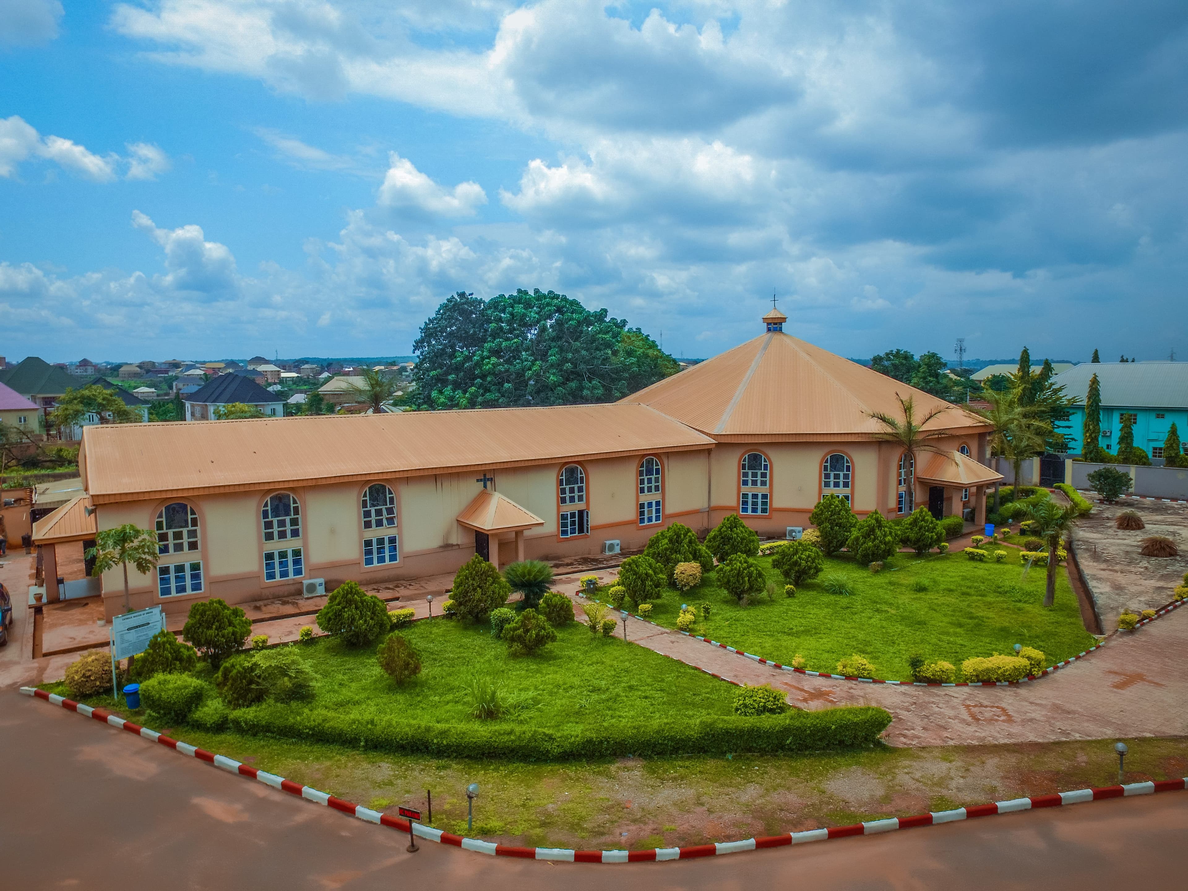 Omnium Sanctorum Chaplaincy Main Building